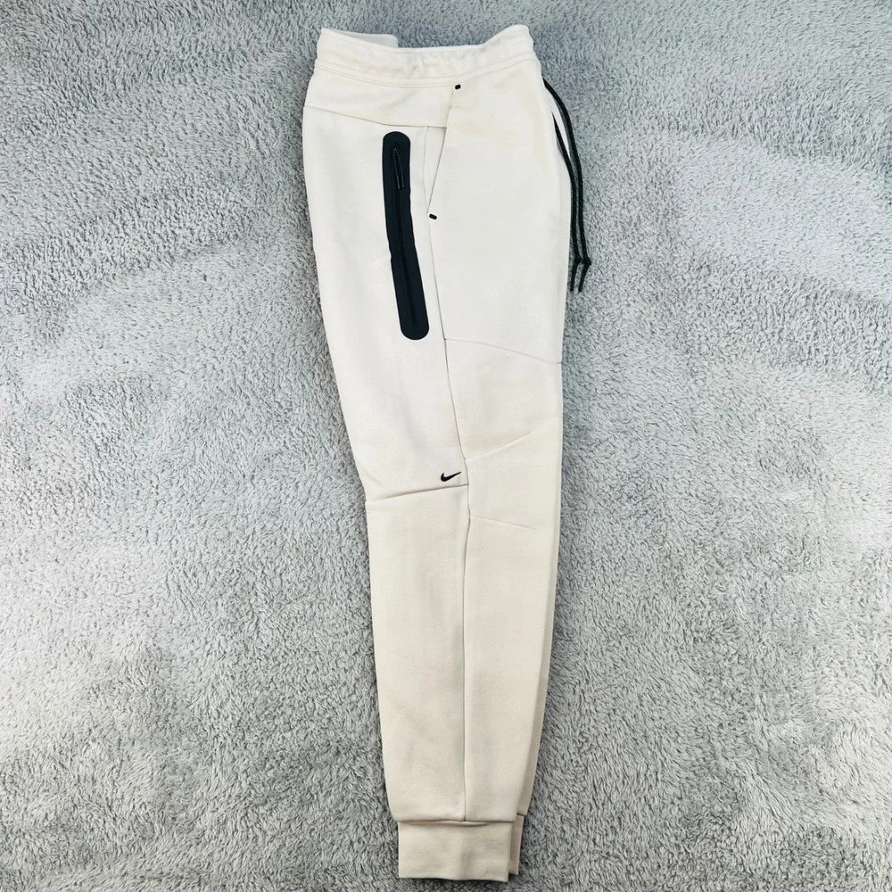 Nike Tech Fleece Joggers Mens Large Cream Beige Slim Tapered Gym NWT‎ Athleisure